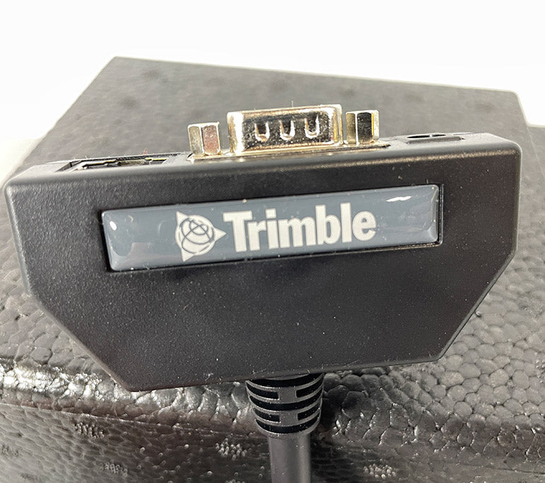 Trimble 51768 &quot;dog bone&quot; adapter for Trimble modular base stations - R750, SPS855, R9