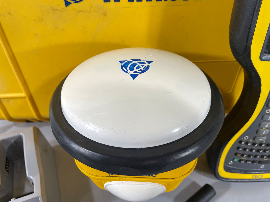 Trimble SPS985 GNSS Rover Package w/ TSC3 SCS900 | UHF (410-470MHz)