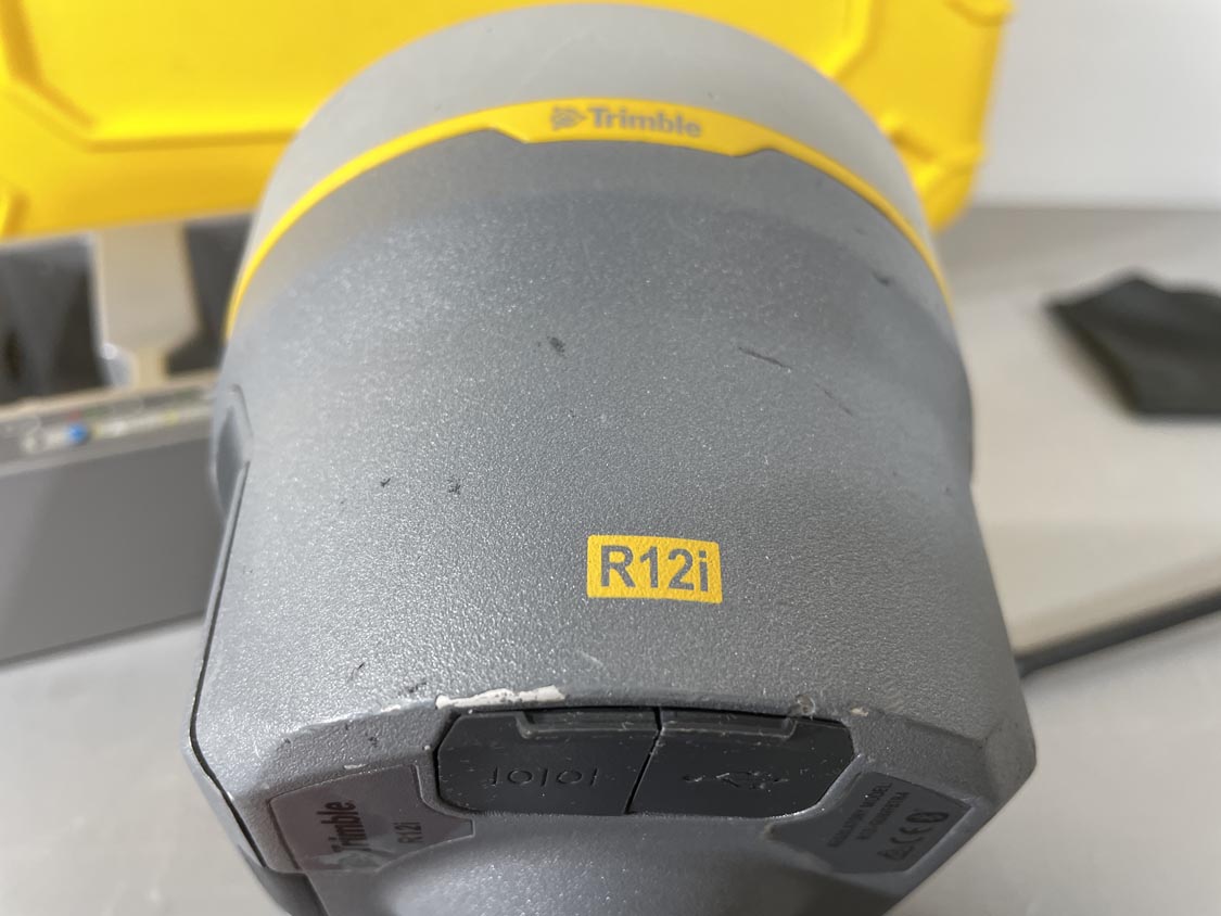 Trimble R12i minor paint cuff
