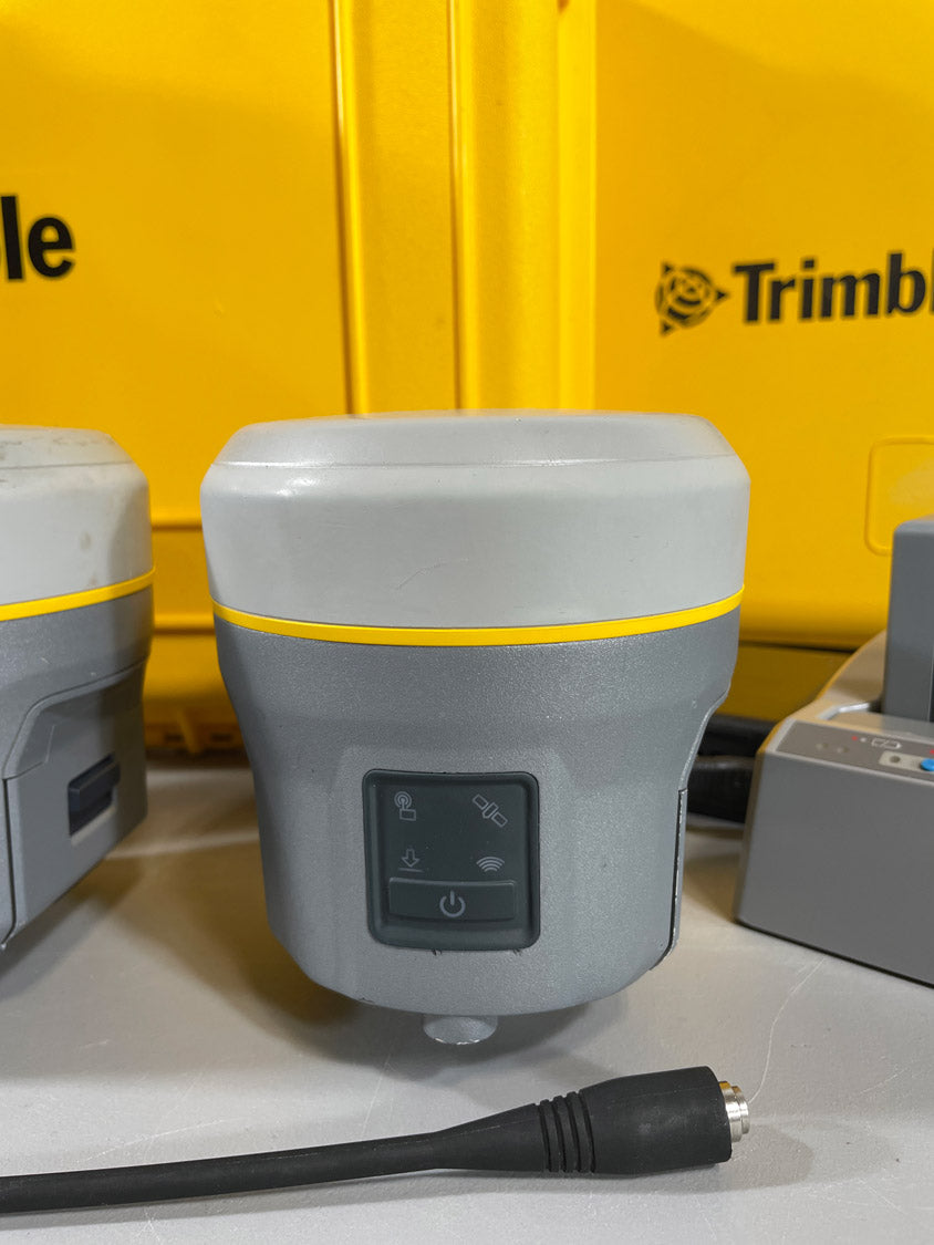 Trimble R10 dual RTK system 