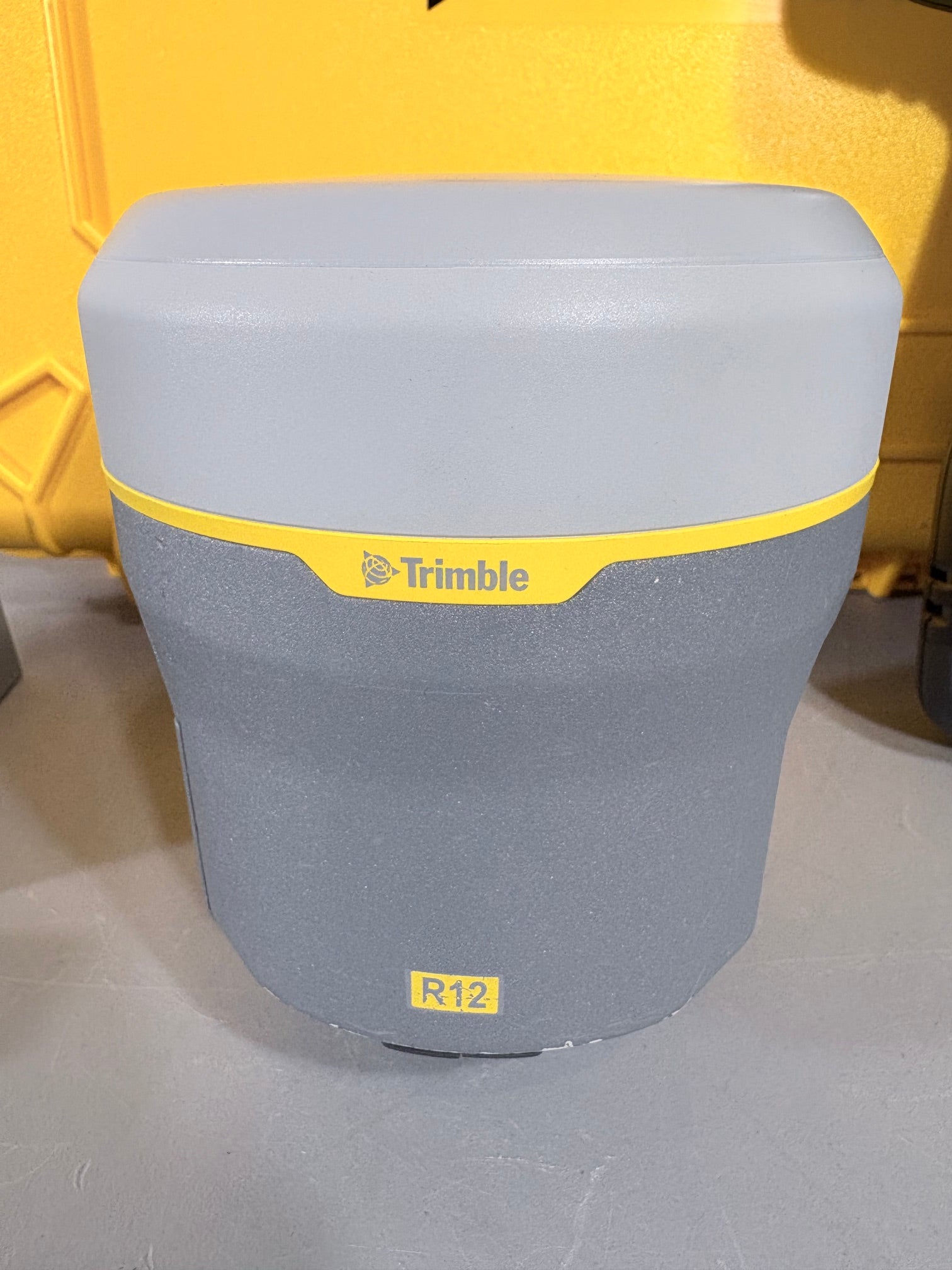 Trimble R12 GNSS Receiver w/o radio, Preowned