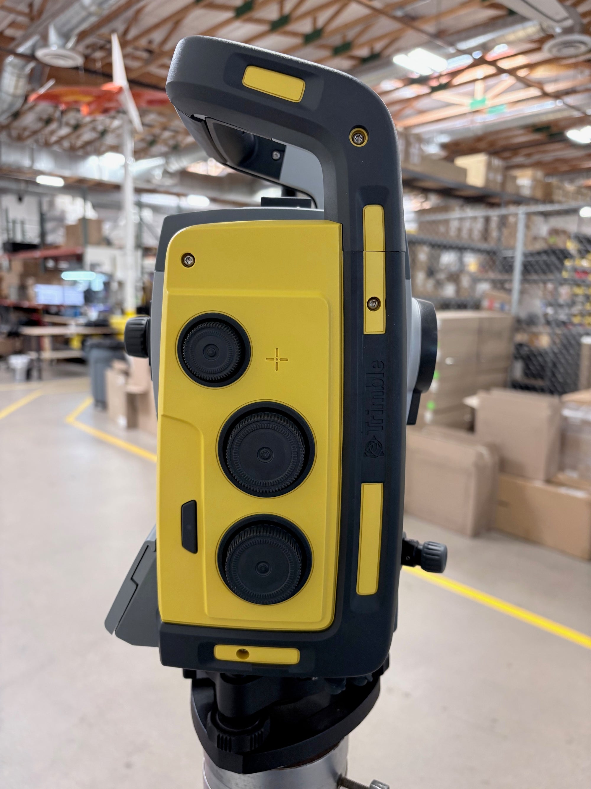 Trimble SPS730 Robotic Total Station for Survey and Machine Control