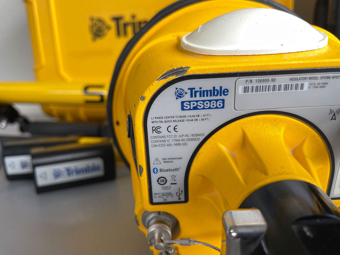 Trimble SPS986, used with paint blemishes