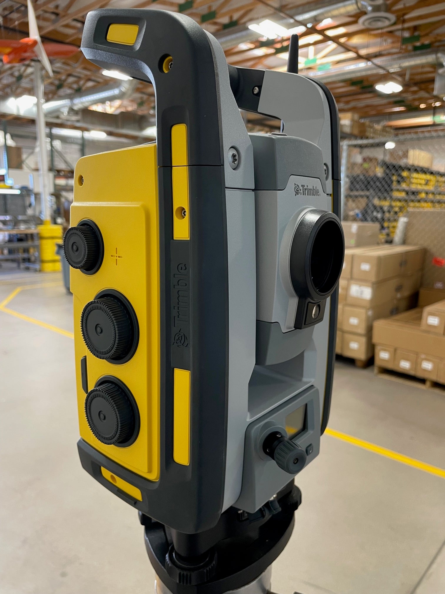 Trimble SPS930 Robotic Total Station for Survey and Machine Control