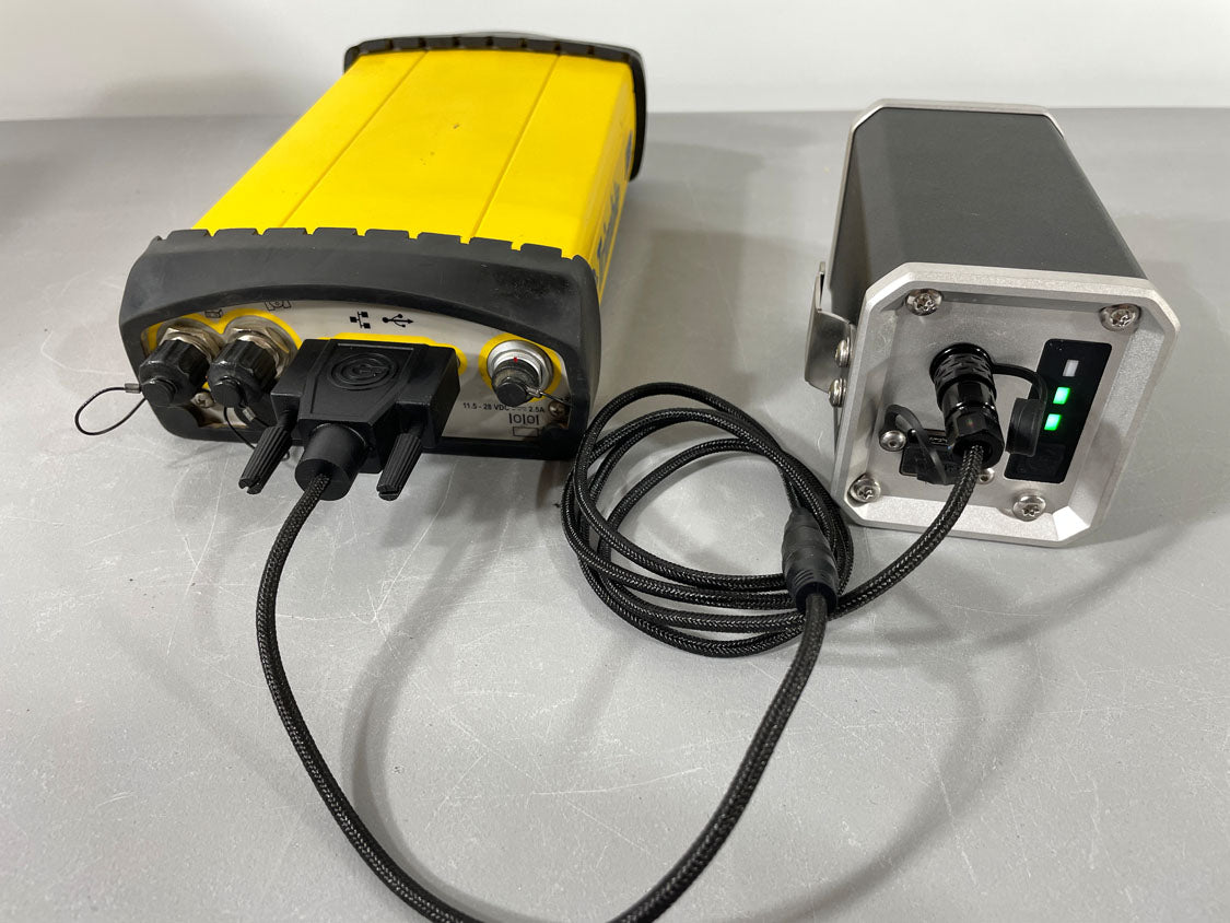 Trimble SPS855 base station with external battery power pack from Grade Control Products