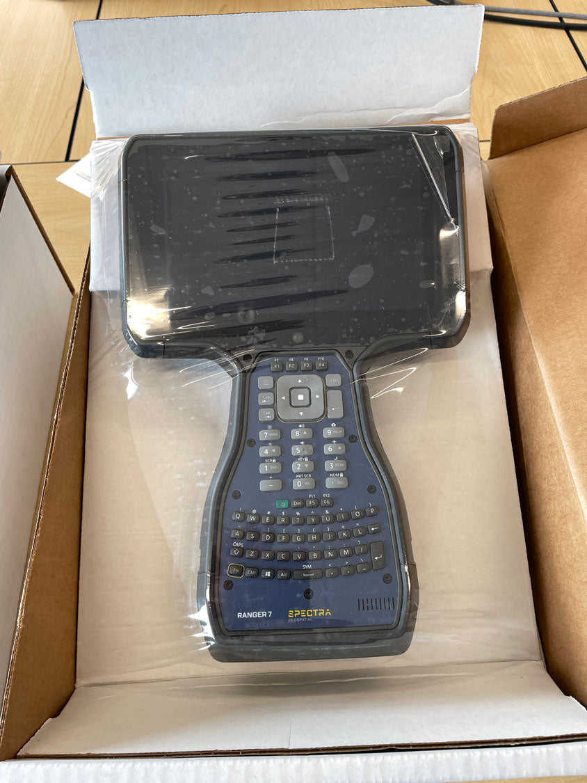 NEW in box - Trimble Ranger 7 v2 with factory warranty