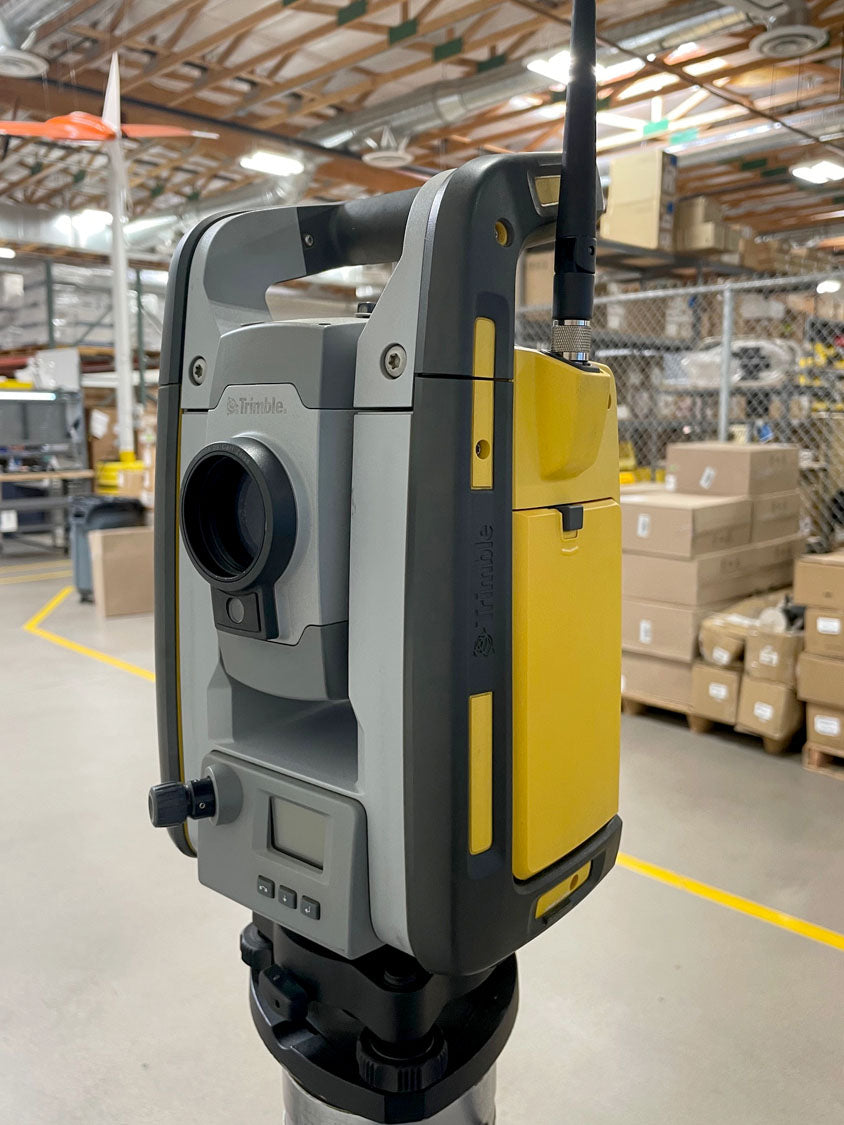 Trimble SPS930 Robotic Total Station for Survey and Machine Control