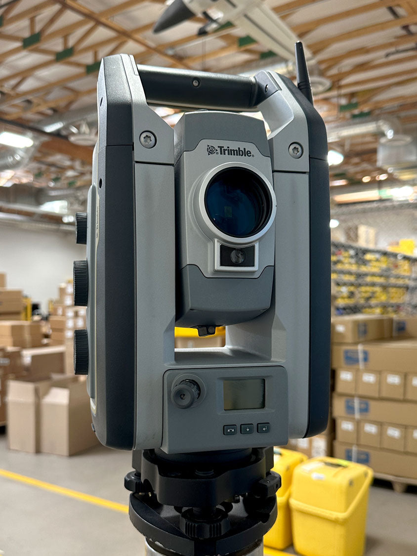 Trimble S9 Robotic Total Station Package with Ranger 5 w/ Access
