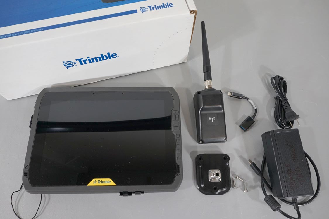 T100 with accessories, EM120